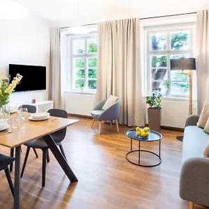 Apartment River View, Prag