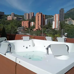 Lomas 10 By Dico Hotel Medellín