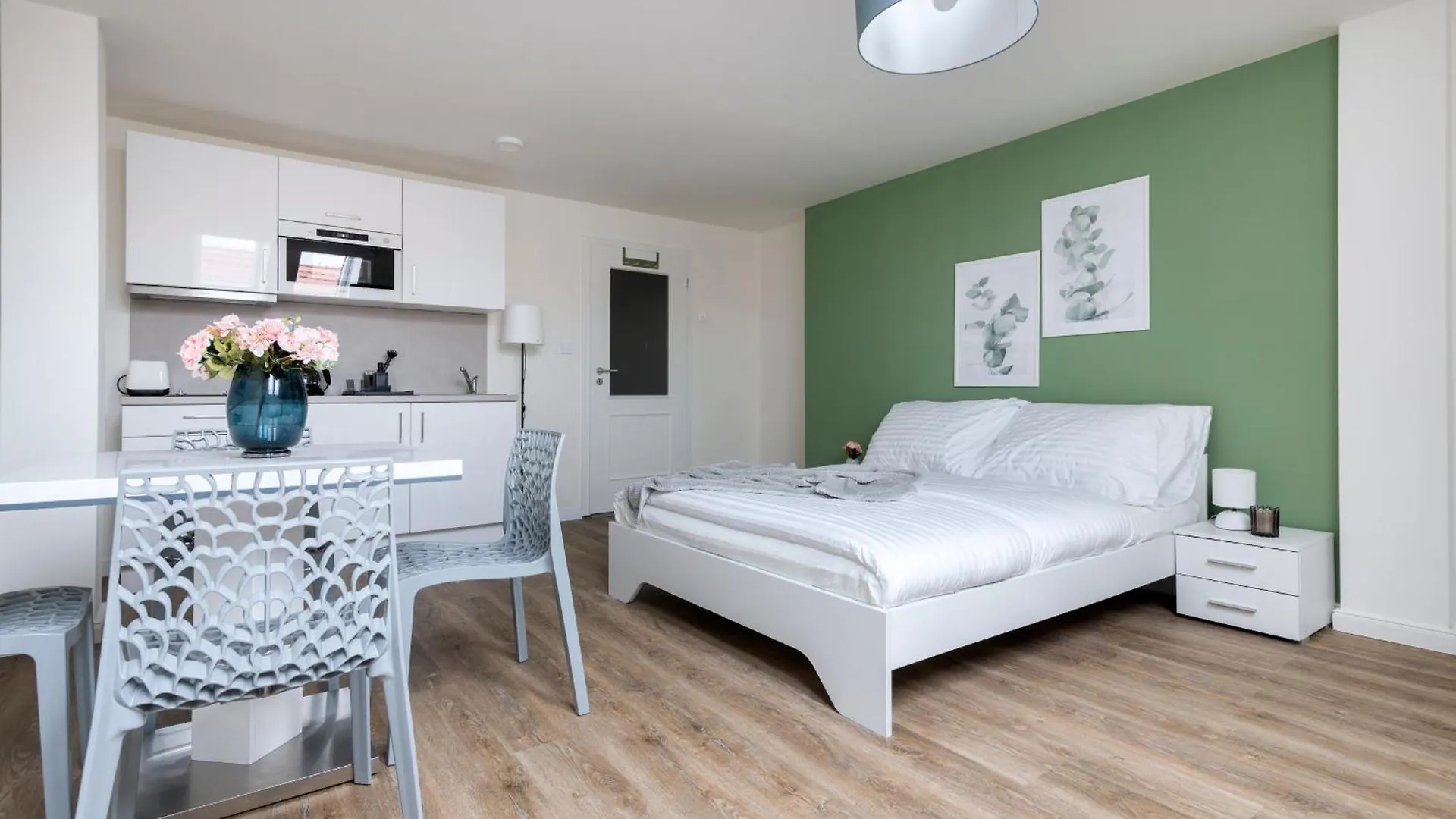 Central Haven Apartments Prag